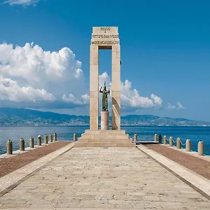 https://xenia-luxury-rooms.catania-hotels.net